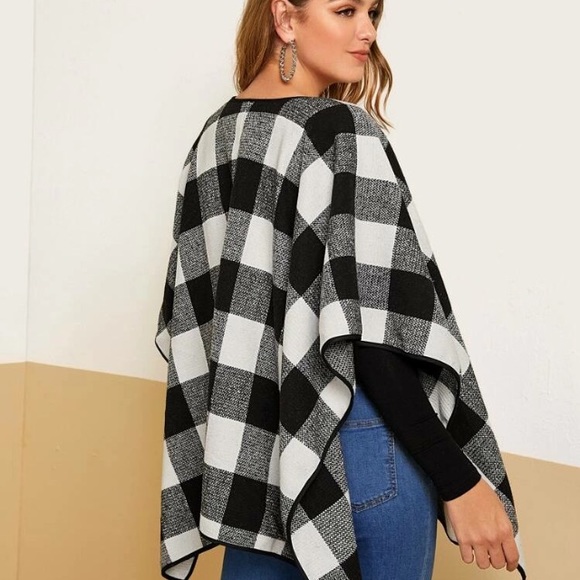 HP💕Last One ‼️SALE‼️New gingham cape  coat 🍁 - Picture 7 of 8